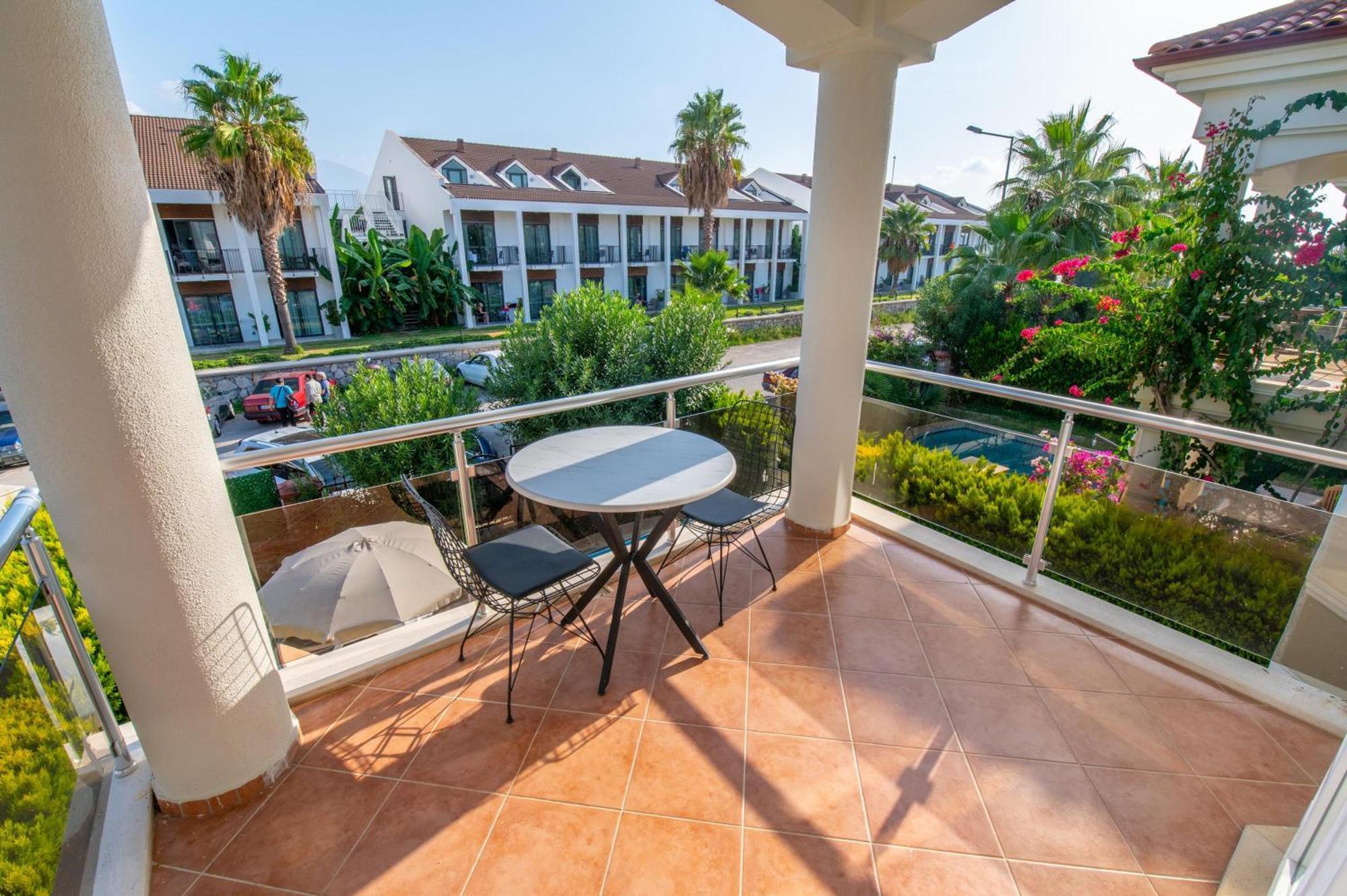 Sunset Beach Resort Aqua Lettings Fethiye Exterior photo