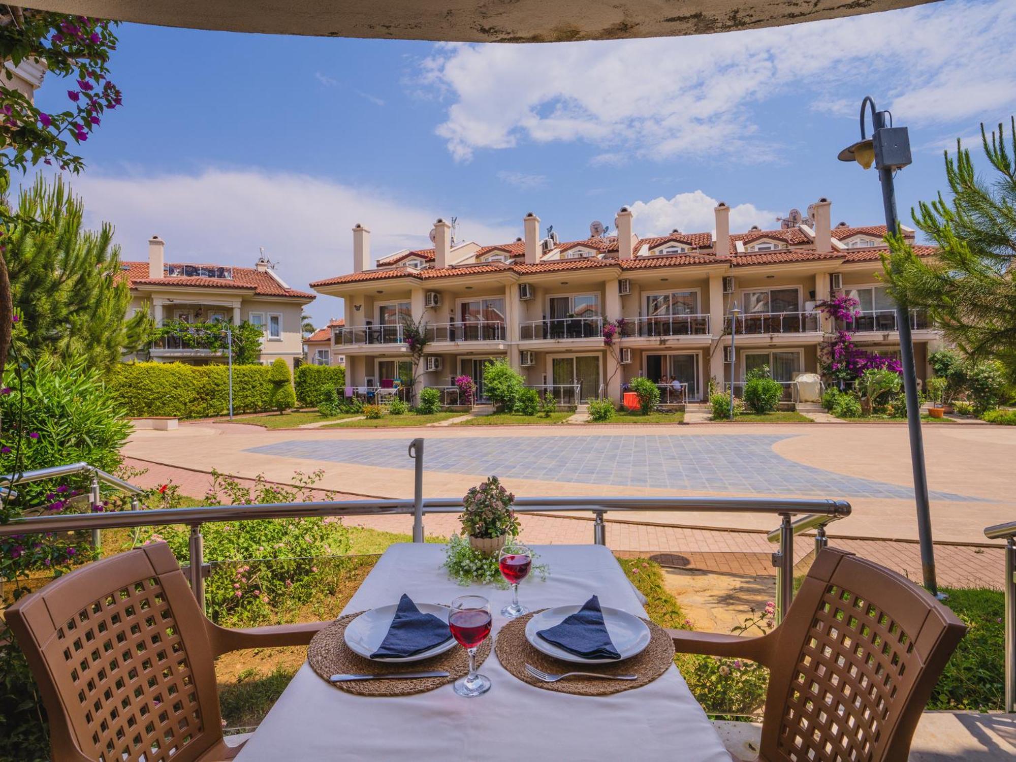 Sunset Beach Resort Aqua Lettings Fethiye Exterior photo