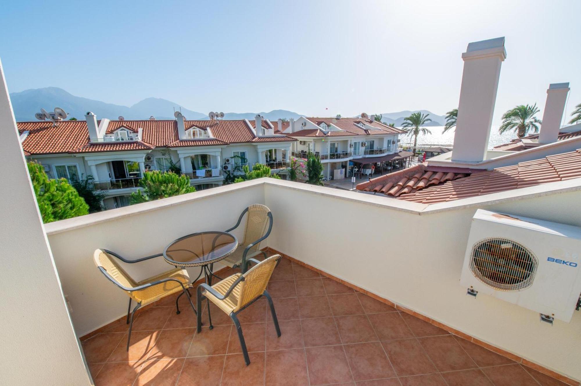 Sunset Beach Resort Aqua Lettings Fethiye Exterior photo